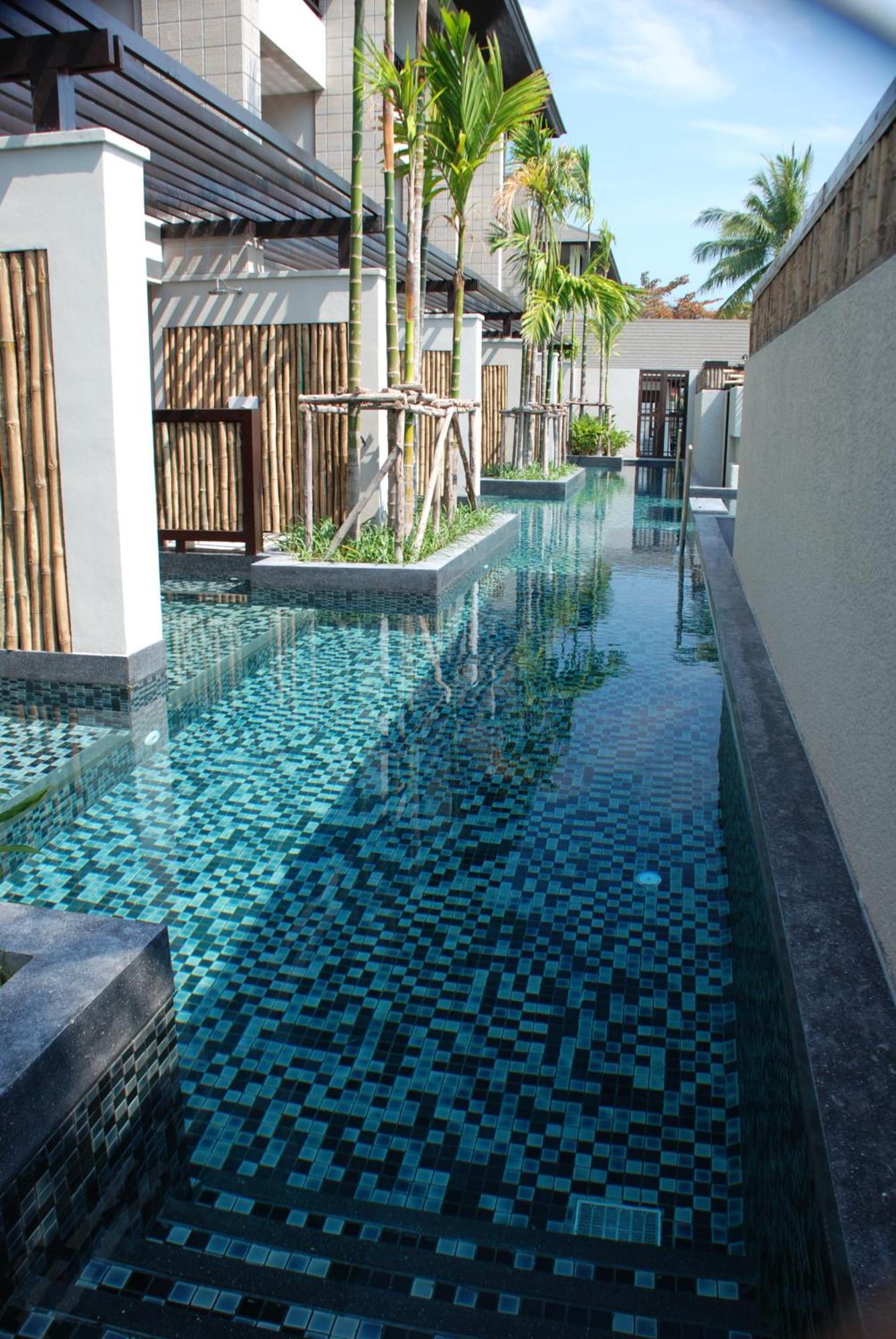Luxury Suite Pool Access,925518211:JPEG