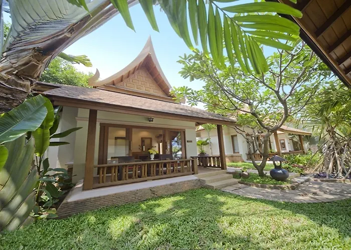 Thai House Beach Resort